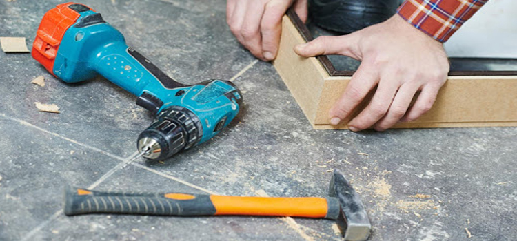broken door frame repair Schaumburg, IL